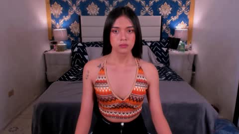 Snapshot of athenaheart chatting on 01-24-25, 10:32 Ady online show from 01-24-25, 10:32