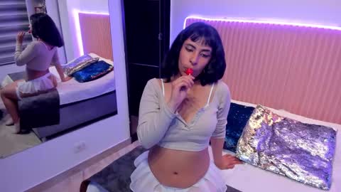 Snapshot of athenea_brown chatting on 12-14-24, 03:18 Athenea online show from 12-14-24, 03:18