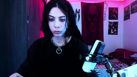 athenauwu online show from 10-23-25, 05:29