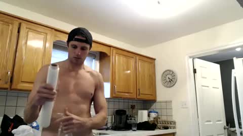 tommycb55555 online show from 03-05-25, 10:21