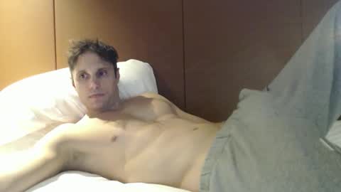 tommycb55555 online show from 01-05-26, 09:51