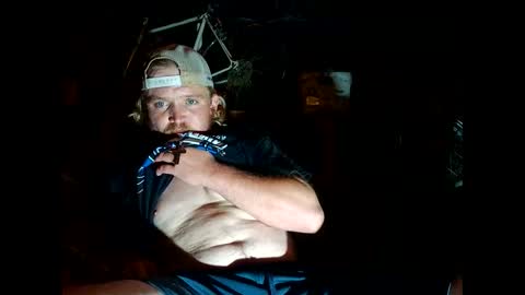 Snapshot of atowndownyourthroat chatting on 10-27-25, 04:49 AustinLawson online show from 10-27-25, 04:49