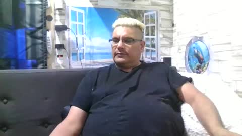 A online show from 01-07-25, 08:10