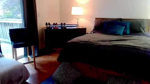 Aubree  Shae online show from 10-28-25, 04:20