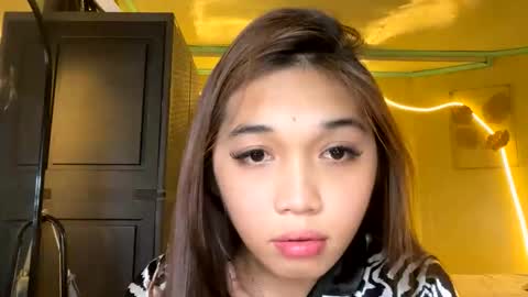 audre675219 online show from 11-17-25, 05:08