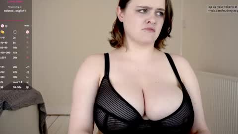 Audrey Jacq online show from 05-26-26, 04:03