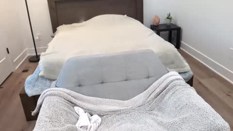 Miss Audrey online show from 01-20-25, 08:40