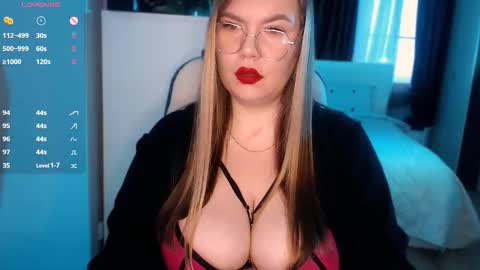 Snapshot of aura_boobs chatting on 01-14-26, 06:52 Aura FOLLOW ME online show from 01-14-26, 06:52