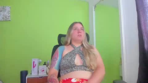 Aura Divina  online show from 07-18-26, 07:28