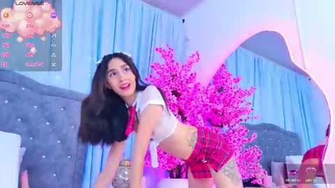 Aura online show from 02-06-25, 07:18