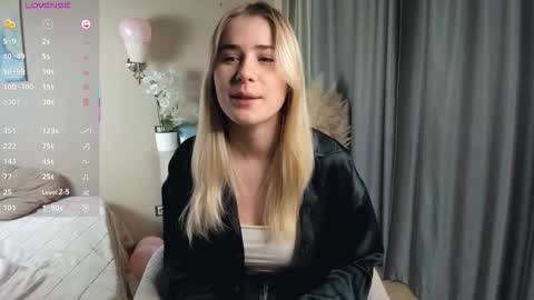 Liana online show from 02-17-26, 01:02