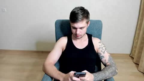 Maks online show from 02-15-26, 10:39