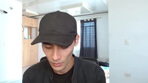 Aureliano online show from 10-04-25, 09:24