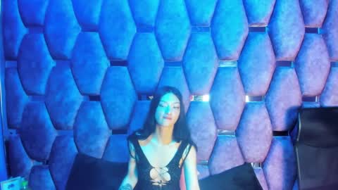 aurora online show from 10-14-25, 03:35