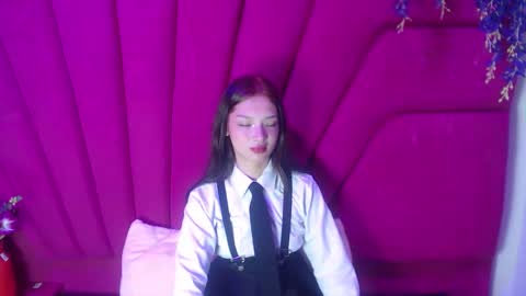 Snapshot of aurora18palmer chatting on 05-21-26, 02:46 aurora online show from 05-21-26, 02:46