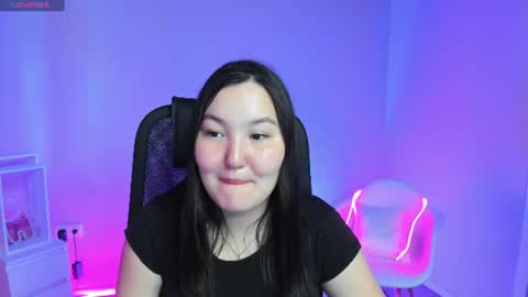 Snapshot of aurora_briggs chatting on 06-20-26, 11:57 Camila online show from 06-20-26, 11:57