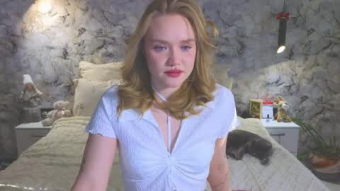 Kate online show from 04-01-26, 01:06