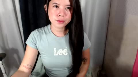 Snapshot of aurora_rosx chatting on 07-19-26, 02:43 aurora xoxo online show from 07-19-26, 02:43