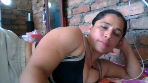 Snapshot of auroraangels1 chatting on 07-17-26, 05:18 auroraangels1 online show from 07-17-26, 05:18