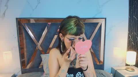 Aurora Diaz online show from 04-04-26, 11:40