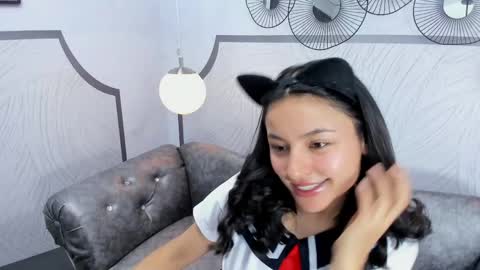 Snapshot of auroragracce chatting on 04-20-26, 01:58 AuroraGracce online show from 04-20-26, 01:58