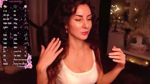 Aurora online show from 12-17-25, 02:34