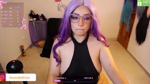 Snapshot of aurorahoffman chatting on 06-14-26, 02:09 Aurora online show from 06-14-26, 02:09