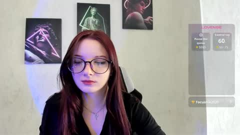 aurorakanie online show from 02-04-26, 05:02