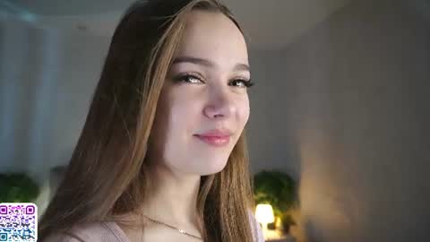 Snapshot of auroralowen chatting on 07-14-26, 06:07 Aurora online show from 07-14-26, 06:07