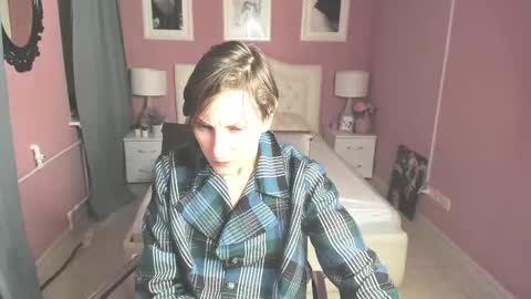 Aurora online show from 03-08-25, 07:09