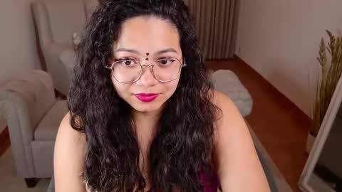 Aurora online show from 11-17-25, 09:20