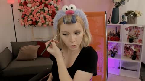 aurorawrenfield online show from 03-05-26, 04:52