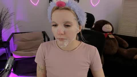 aurorawrenfield online show from 03-09-26, 04:27