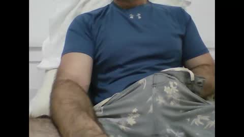 Snapshot of aussdiver chatting on 12-16-24, 05:17 Aussie online show from 12-16-24, 05:17