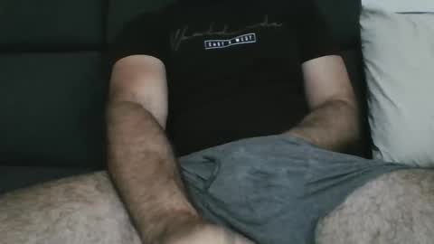 Snapshot of aussdiver chatting on 12-26-24, 11:32 Aussie online show from 12-26-24, 11:32