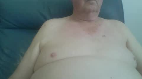 Snapshot of aussie1955 chatting on 03-17-26, 03:22 aussie1955 online show from 03-17-26, 03:22