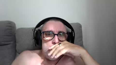aussie_ozzie online show from 05-17-26, 12:41