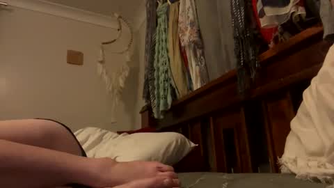 Snapshot of aussielovingxxx chatting on 11-08-25, 11:21 Milf4u online show from 11-08-25, 11:21