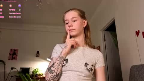Snapshot of austeja_ona chatting on 07-23-26, 06:17 Aya online show from 07-23-26, 06:17