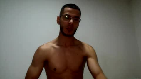Snapshot of austin0613 chatting on 06-07-26, 05:44 austin0613 online show from 06-07-26, 05:44