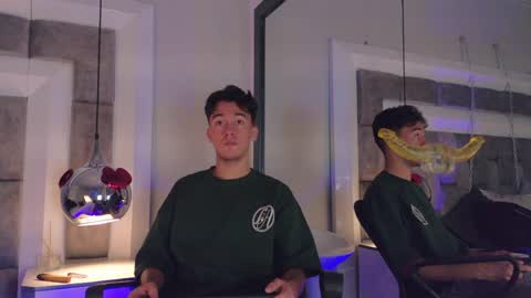 austinreeds online show from 04-12-26, 12:21