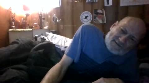 austinsmith59593 online show from 05-12-26, 03:36