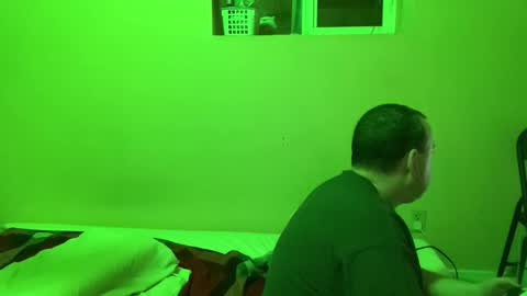 Snapshot of auz1812 chatting on 12-01-25, 02:49 Auz online show from 12-01-25, 02:49