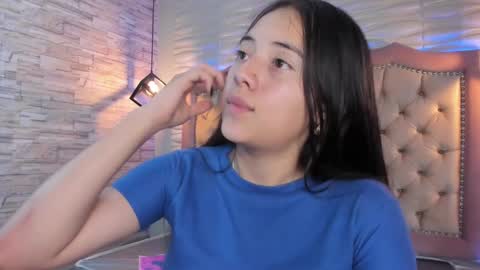              online show from 01-10-25, 04:54