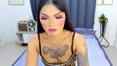 Snapshot of ava_gonz chatting on 07-05-26, 11:06 ava gonz online show from 07-05-26, 11:06
