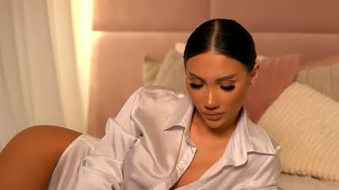 Ava online show from 04-14-26, 02:06