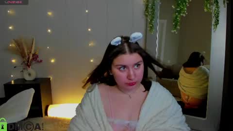 ava_sterling online show from 06-11-26, 02:00