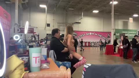 Ava online show from 12-07-24, 10:28