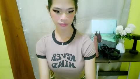 avacadaxcx online show from 11-26-25, 10:11