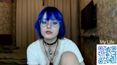 avaobierne online show from 03-18-26, 06:33